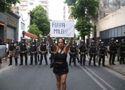 Fuera Milei